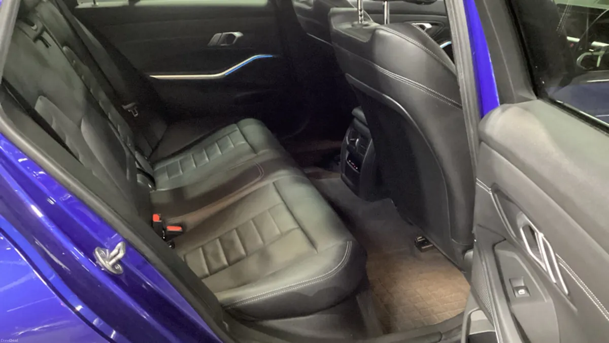 BMW 3 SERIES M SPORT ESTATE // SUNROOF - Image 4