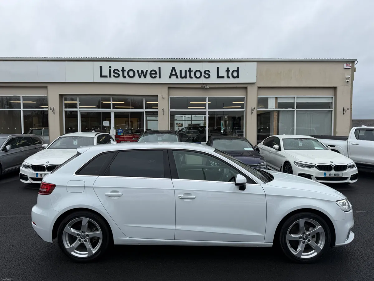 182 AUDI A3 SPORT 1.4 HATCHBACK AUTOMATIC - Image 1