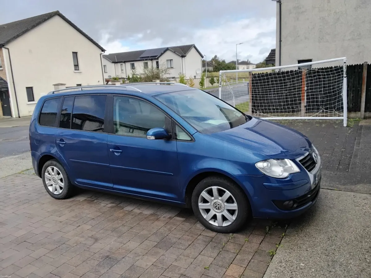 Volkswagen Touran 2008 1.6 MPI Petrol engine - Image 1