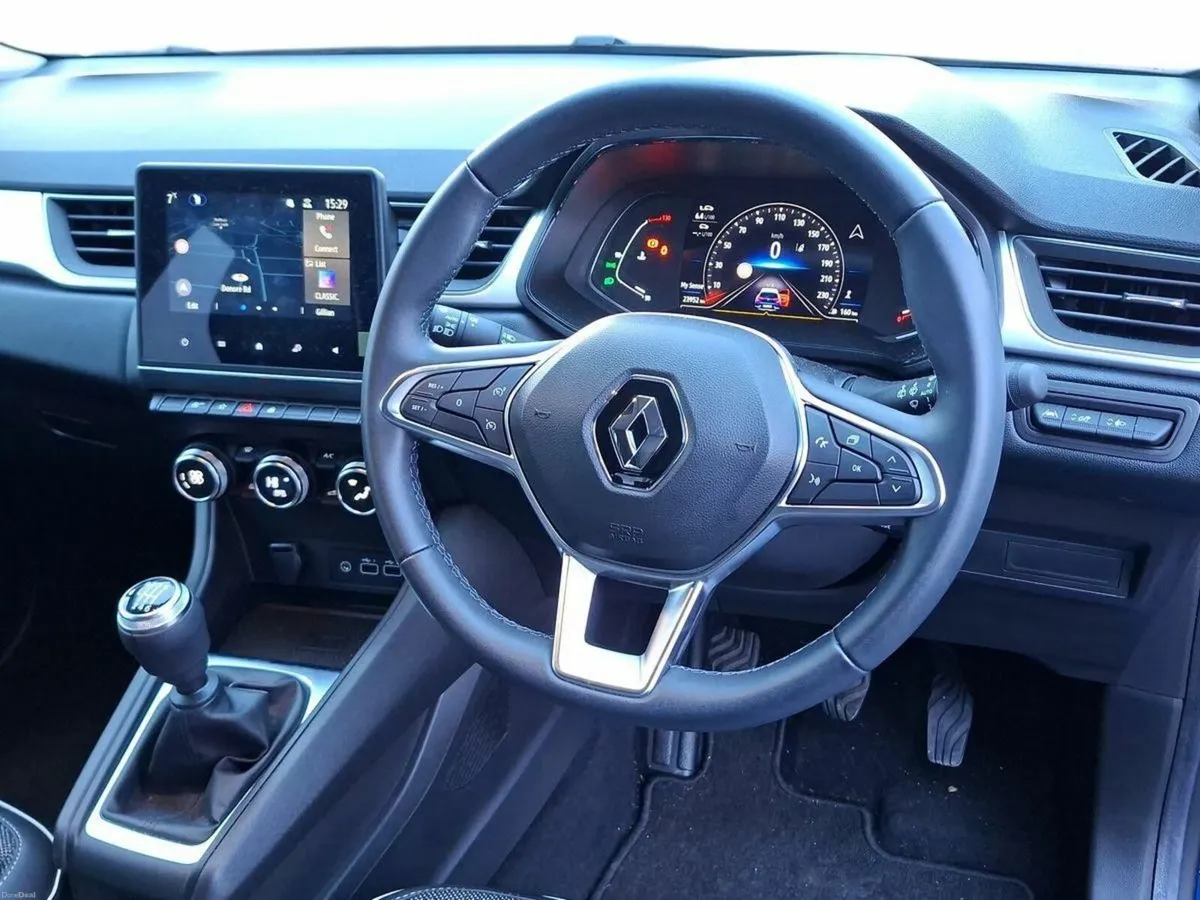 Renault Captur TCe 90 Techno - Image 2