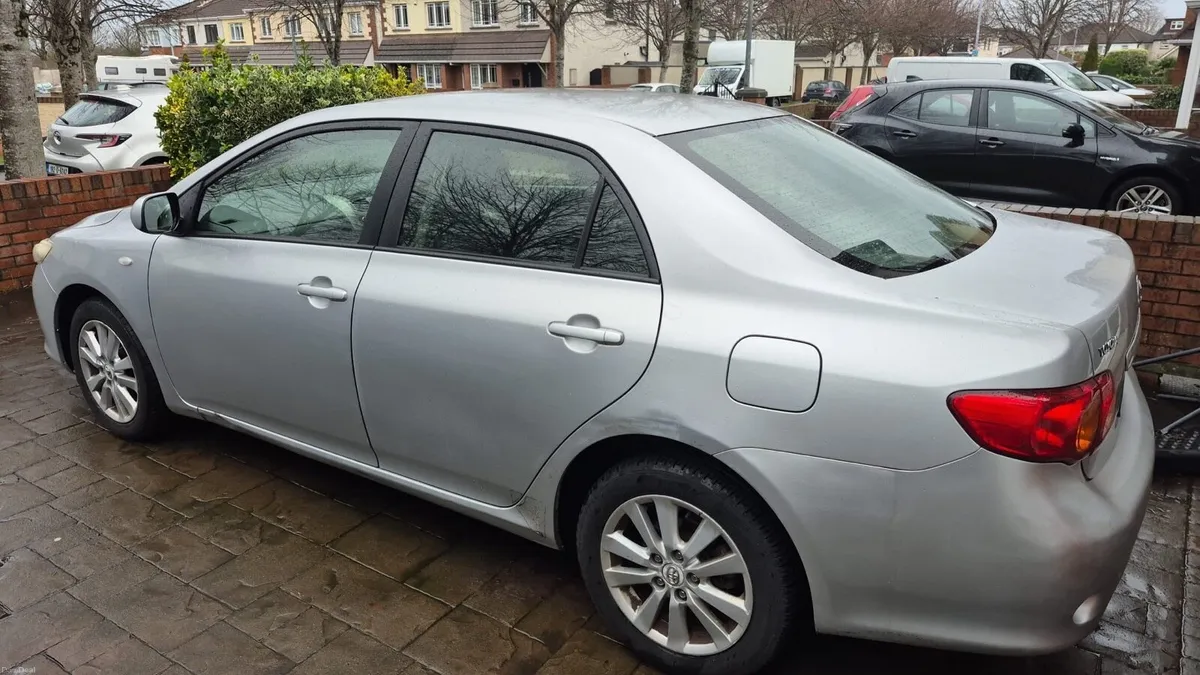 Toyota Corolla Luna - Image 3