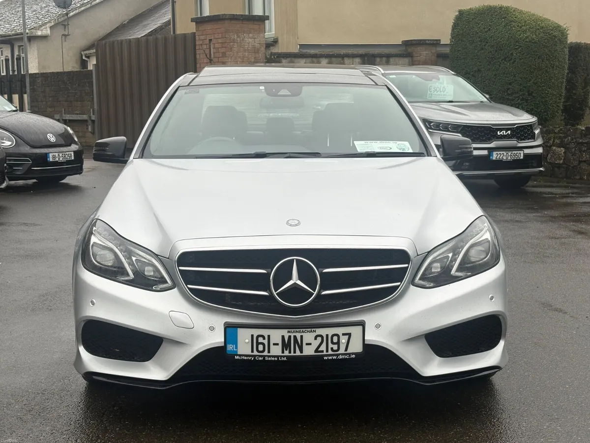 161 Mercedes Benz E220 AMG Premium *Night Edition* - Image 2