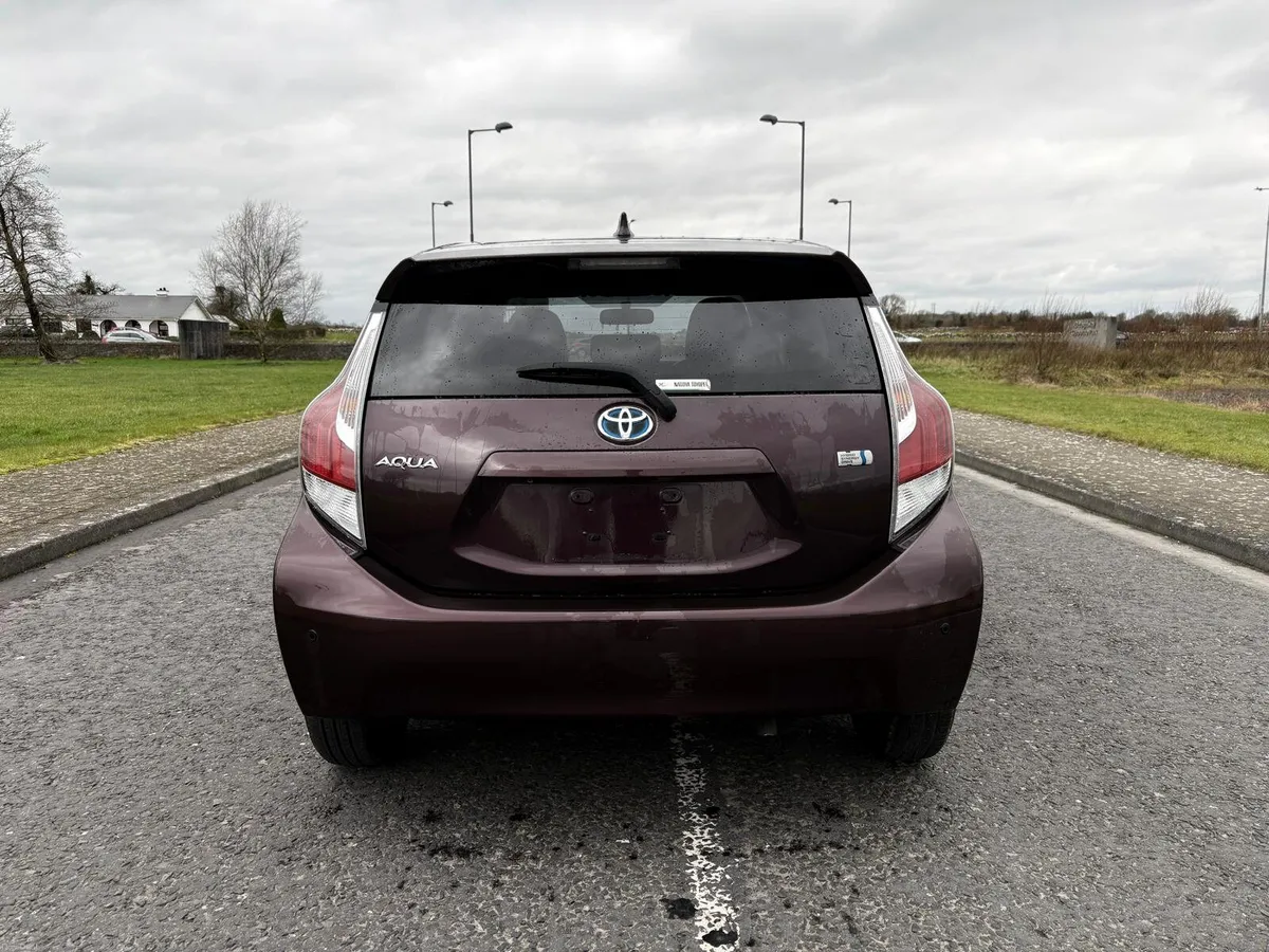 2015 Toyota Aqua 1.5 PETROL HYBRID AUTOMATIC - Image 4