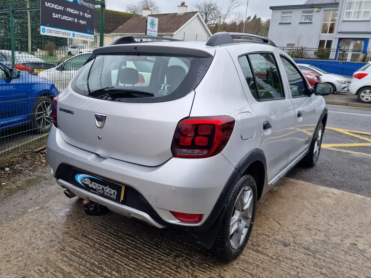 182 Dacia Sandero Stepway Essential 0.9 TCE - Image 4