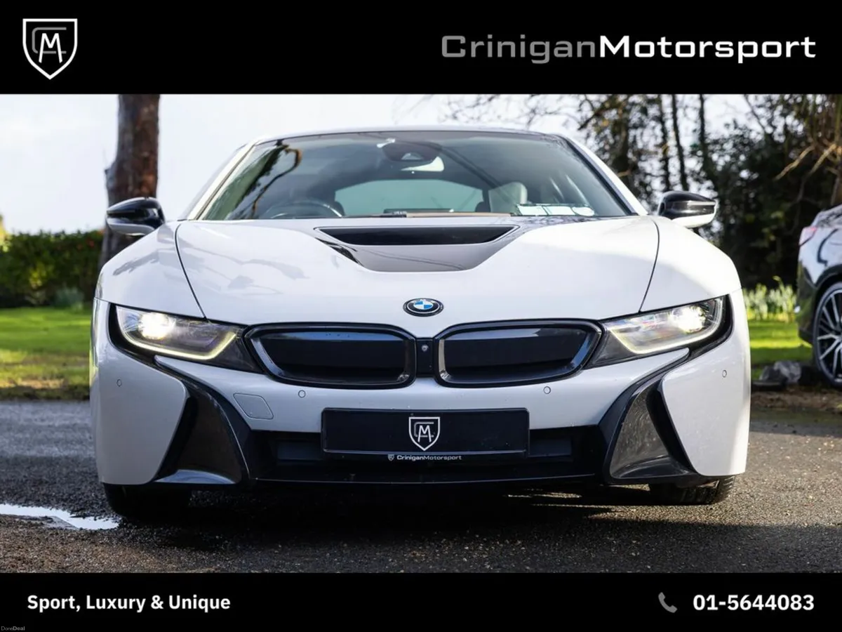 BMW i8 Coupe - Image 4