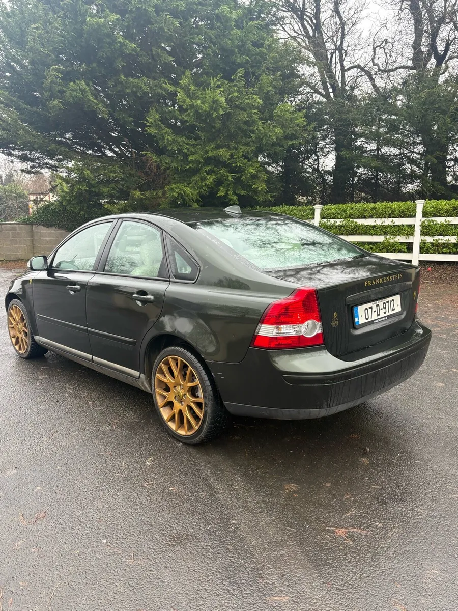 2007 Volvo s40 tax 4/26 doe 5/26 mint condition - Image 3