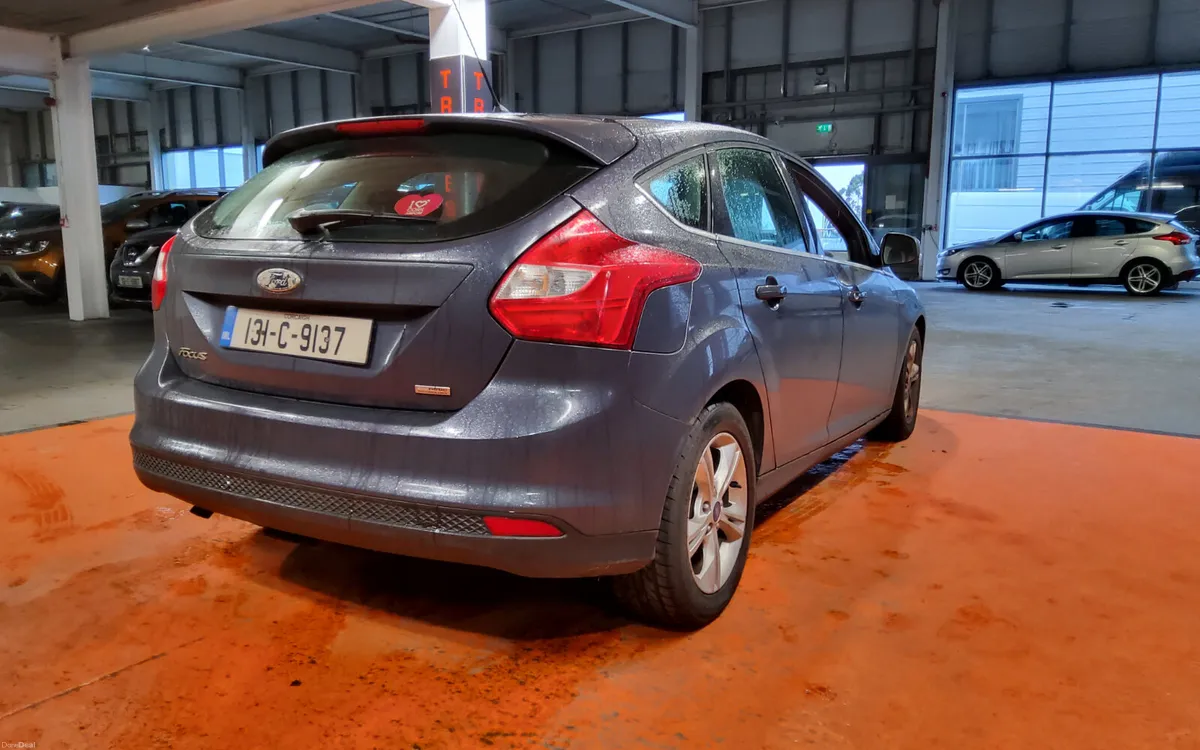 Ford Focus 2013 - Image 3