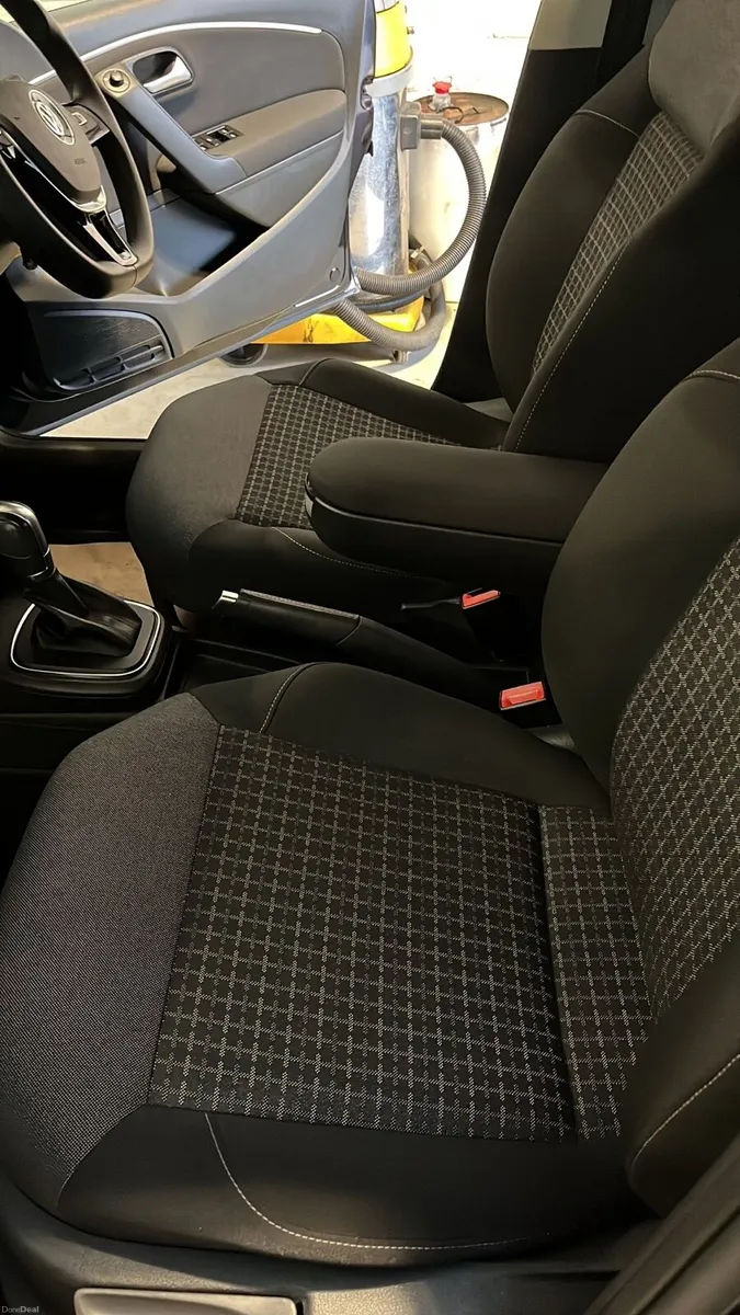 Volkswagen POLO 2016 model - Image 3