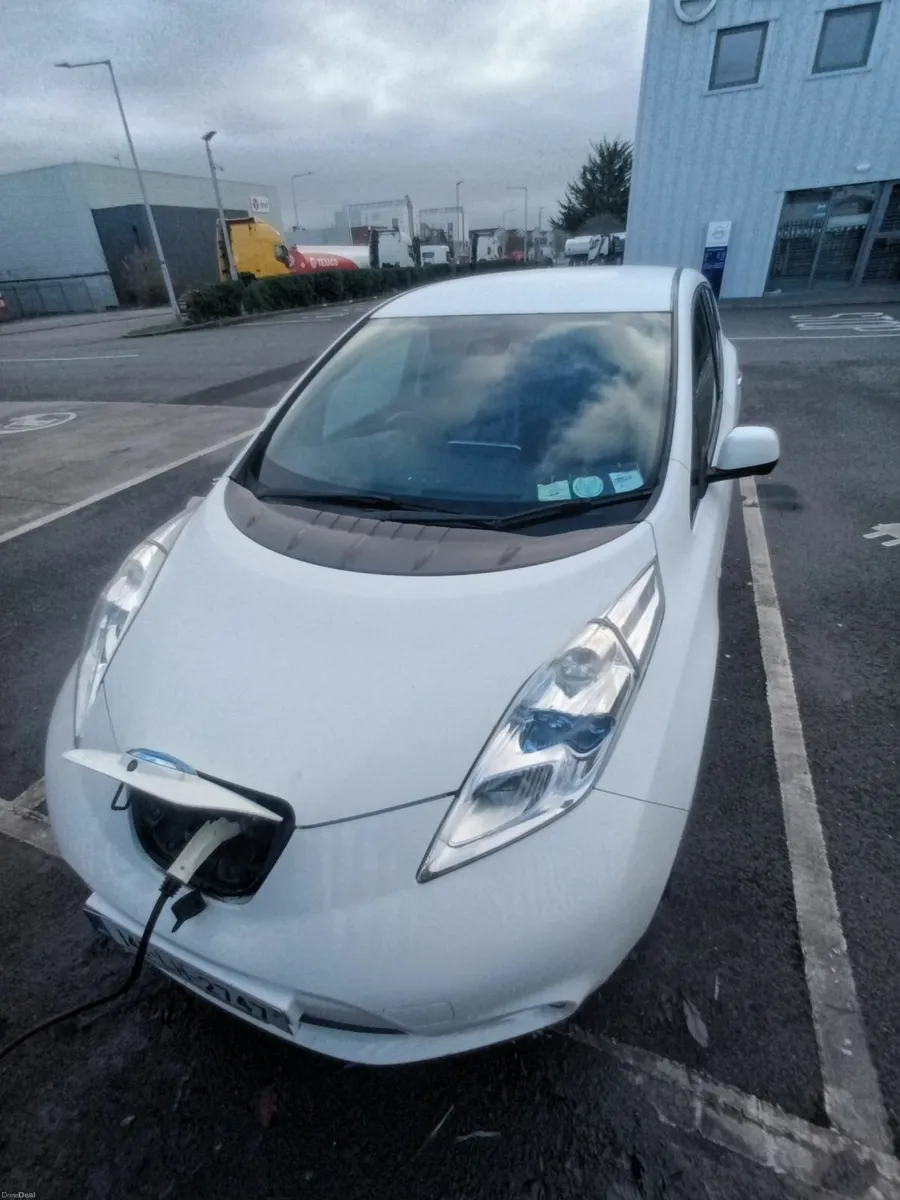 Nissan Leaf 2014 - Image 2