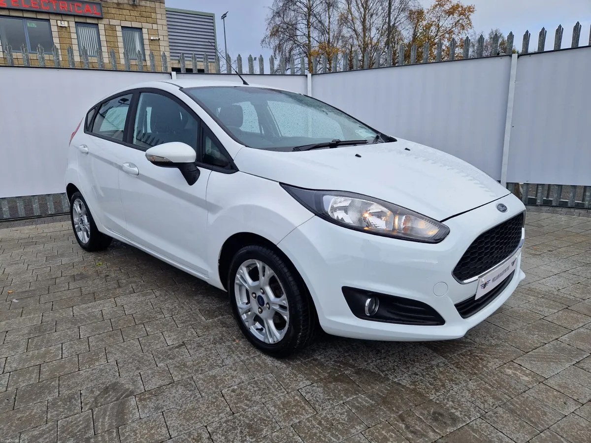 Ford Fiesta 2017 **** READ ADD **** - Image 1