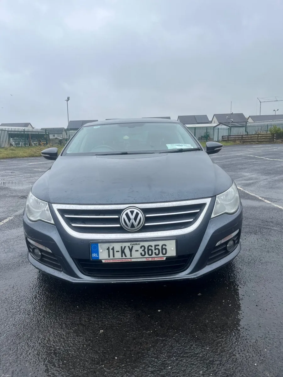 Volkswagen Passat 2011 - Image 1