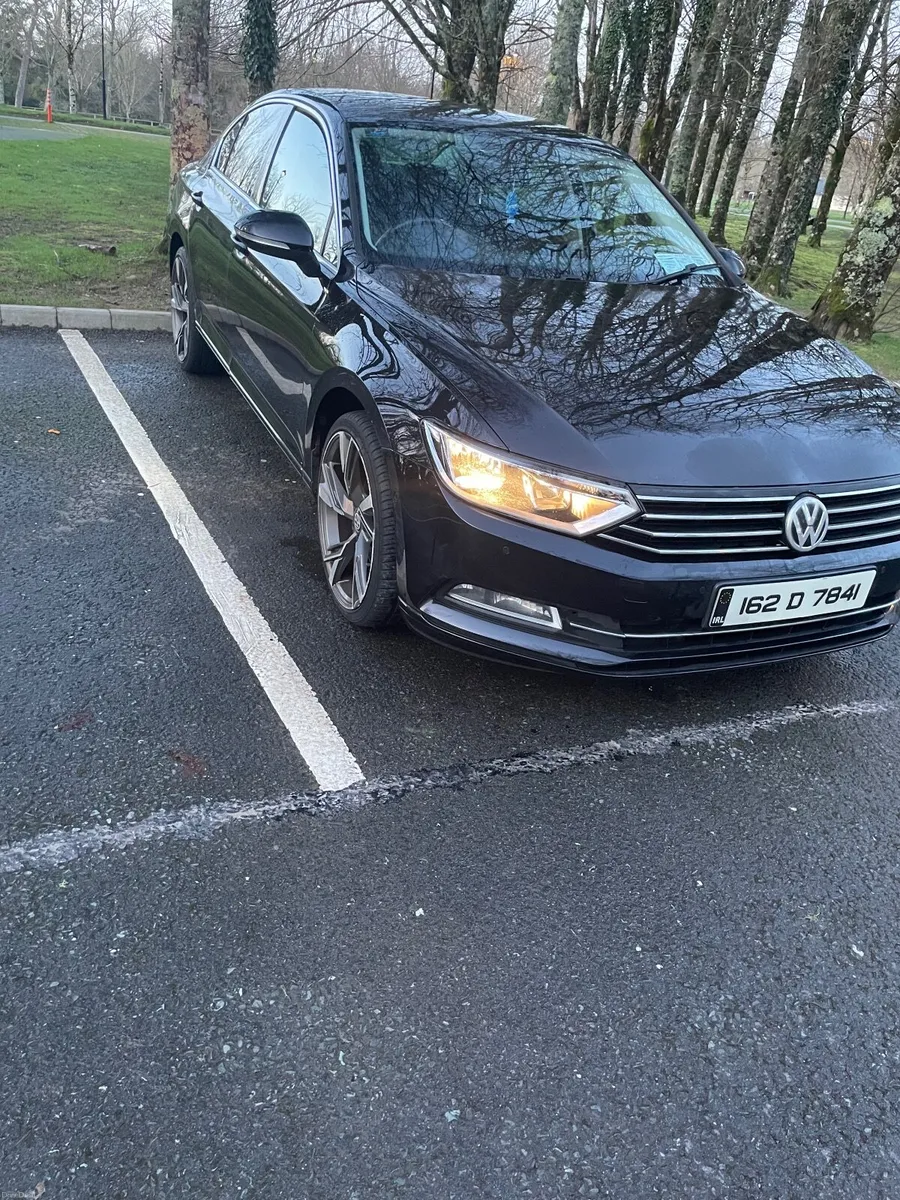 Volkswagen Passat 2016 - Image 3