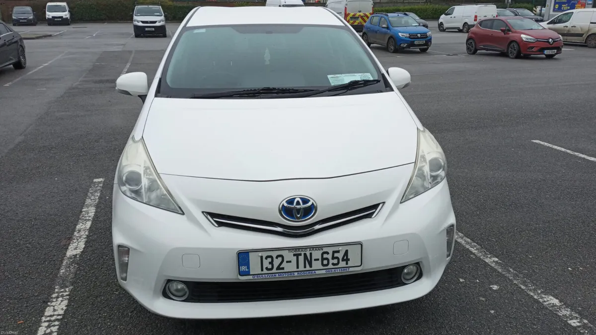TOYOTA PRIUS 2013 / 1.8 PETROL HYBRID / AUTOMATIC - Image 2