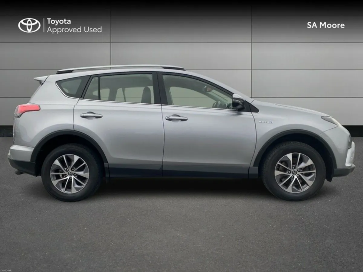 Toyota RAV4 HYBRID LUNA - Image 3