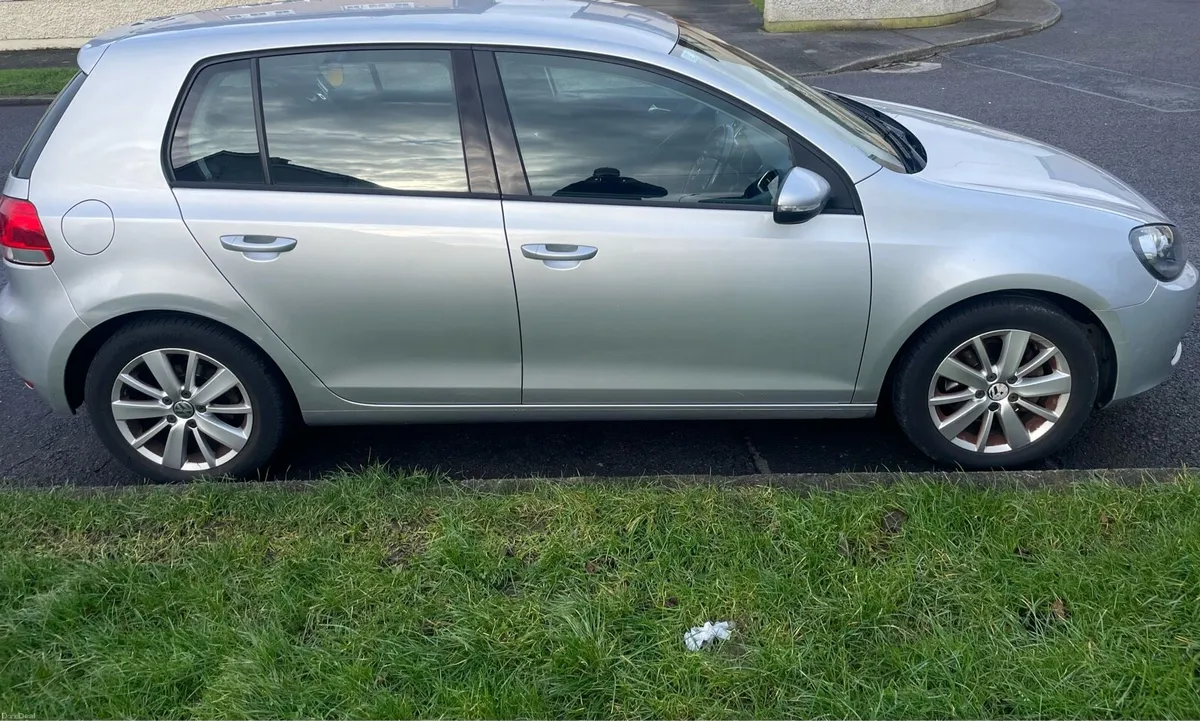 2011 Volkswagen Golf 1.4 TSI-Low Mileage-105000km - Image 3