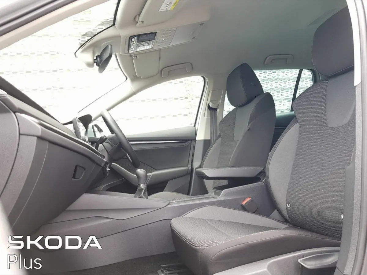 Skoda Octavia OCTAVIA COMBI AMB 2.0TDI 115HP - Image 3