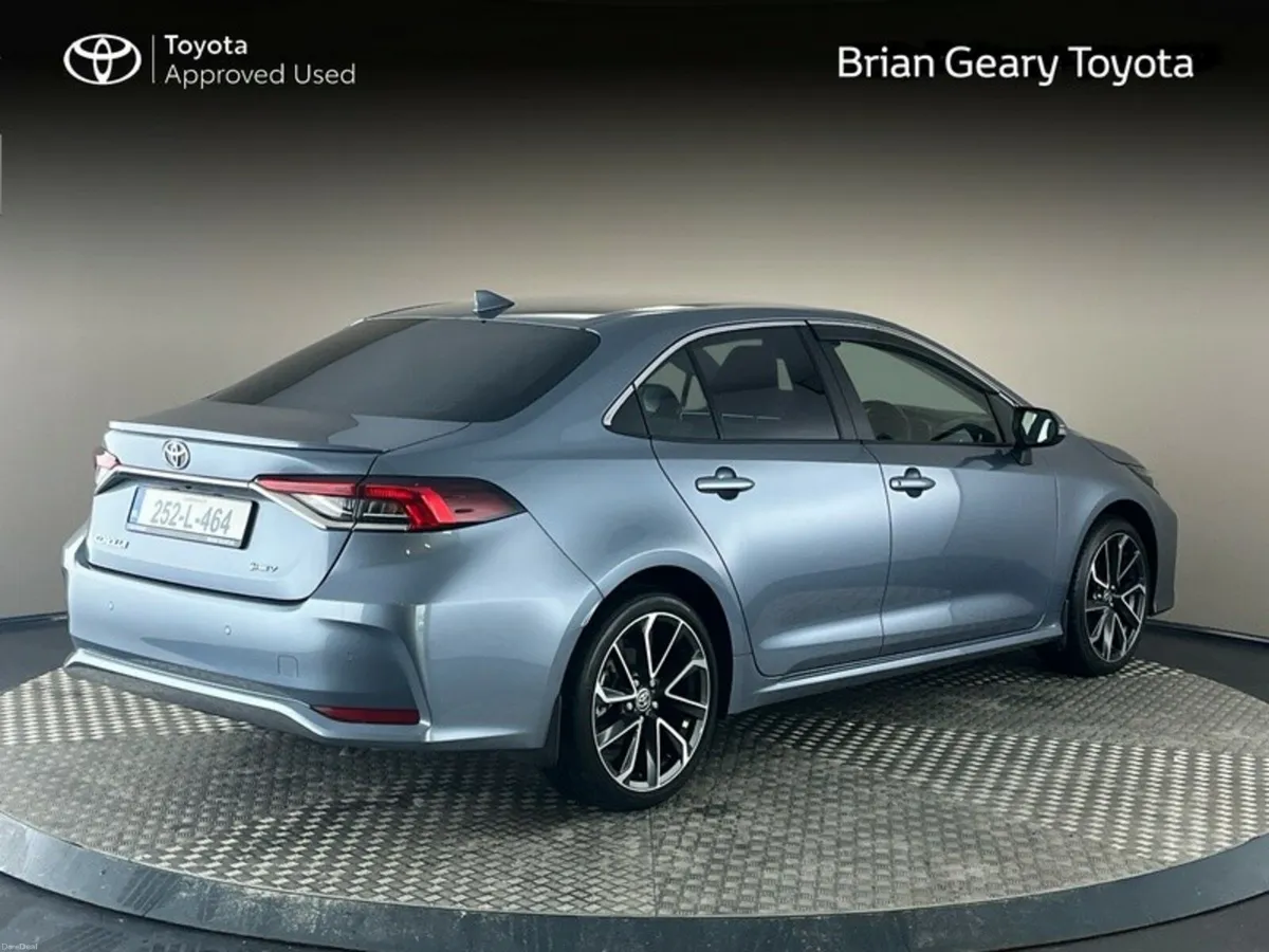Toyota Corolla HYBRID SOL SALOON - Image 2