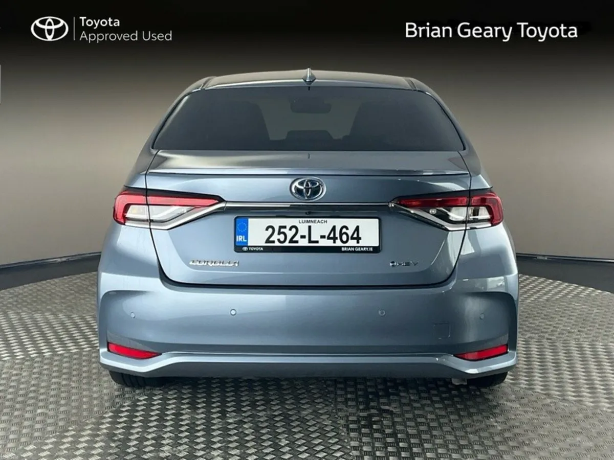 Toyota Corolla HYBRID SOL SALOON - Image 4