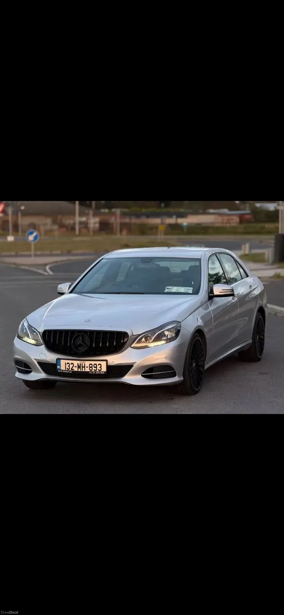 Mercedes-Benz E-Class 2013 - Image 1
