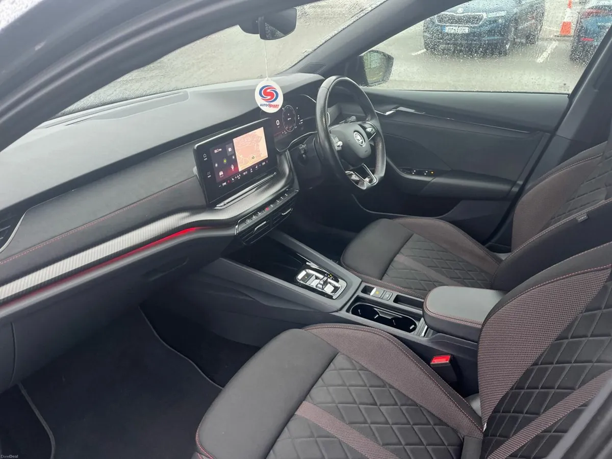 Skoda Octavia OCTAVIA RS 2.0TDI 200HP DSG - Image 3