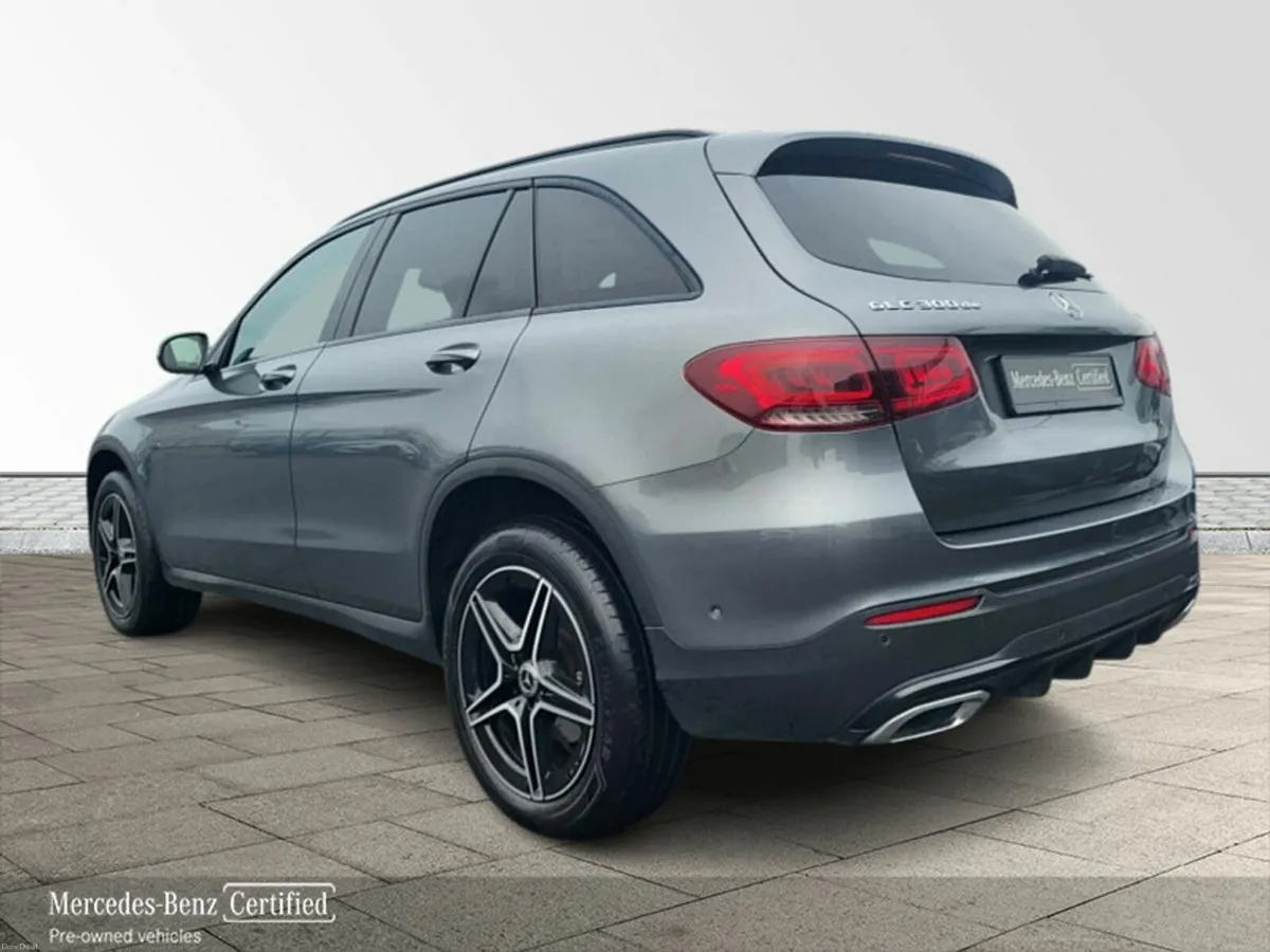 Mercedes-Benz GLC GLC300de PHEV 4MATIC AMG Line Pr - Image 3