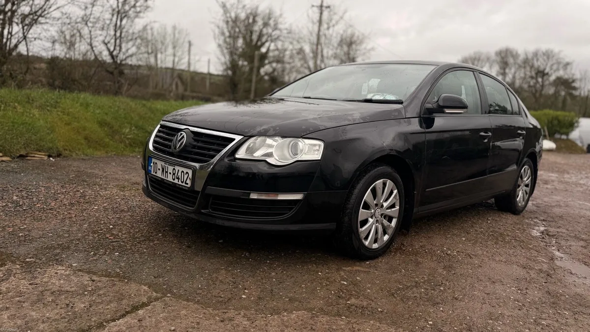 2010 Volkswagen Passat 1.6 TDi - Image 4