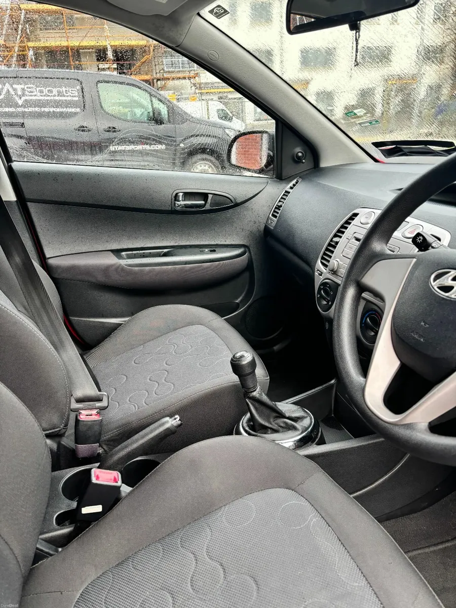 Hyundai i20 2011 - Image 3