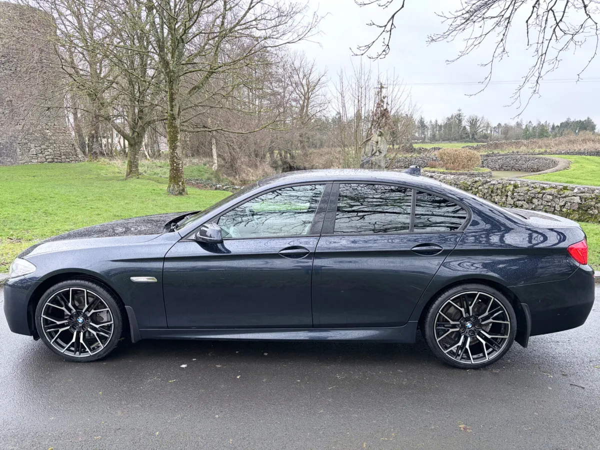 BMW 520D M Sport - Manual with 20" Alloys - Image 4