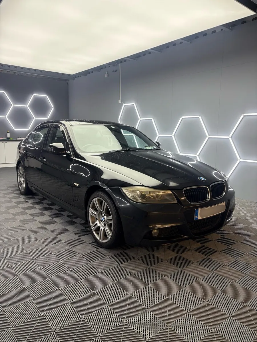 BMW e90 318d auto - Image 1