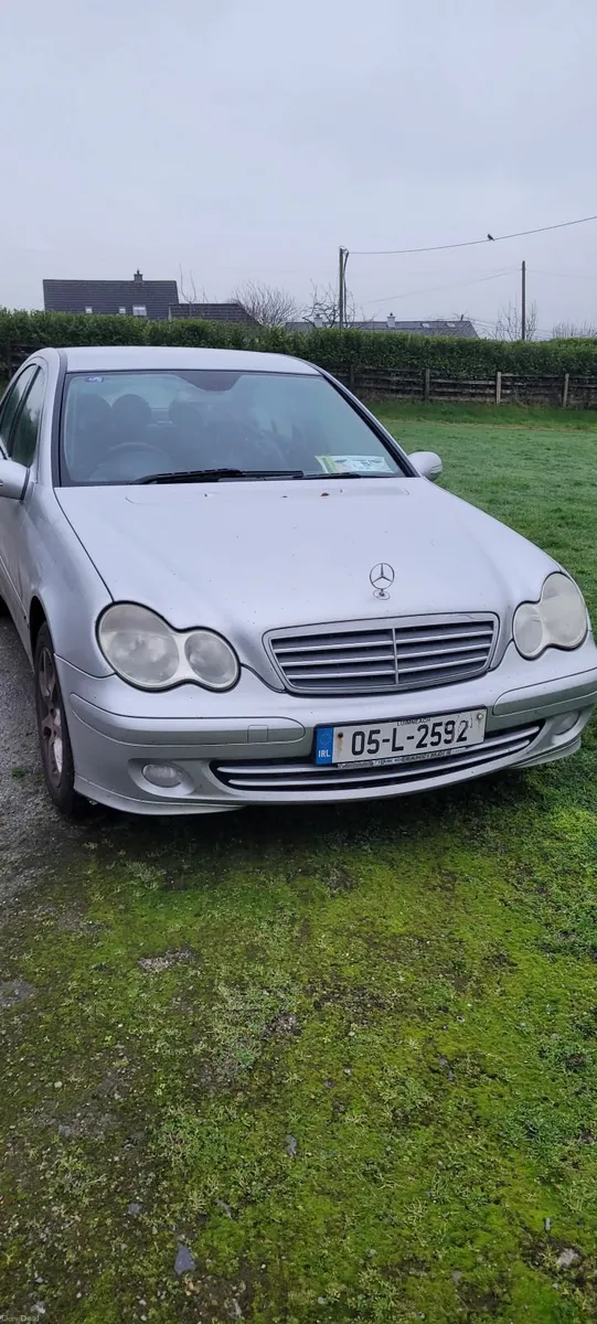 Mercedes-Benz C-Class 2005 - Image 3