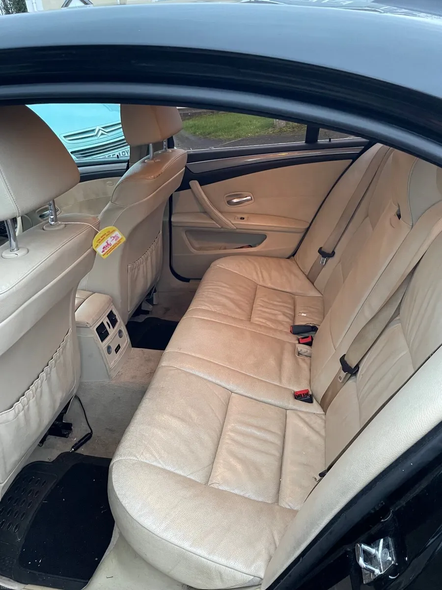 BMW 5-Series 2007 - Image 1