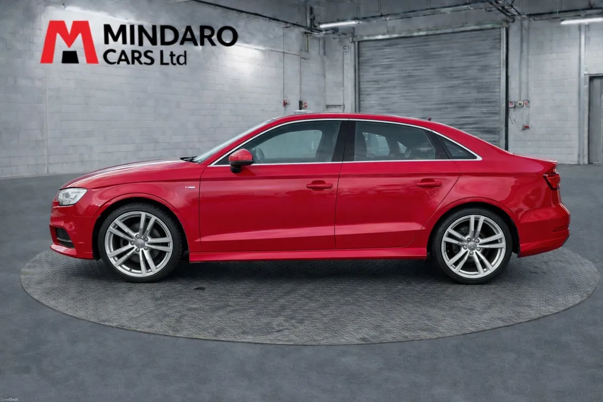 Audi A3 //2018 S-LINE //TOP SPEC CAR - Image 3