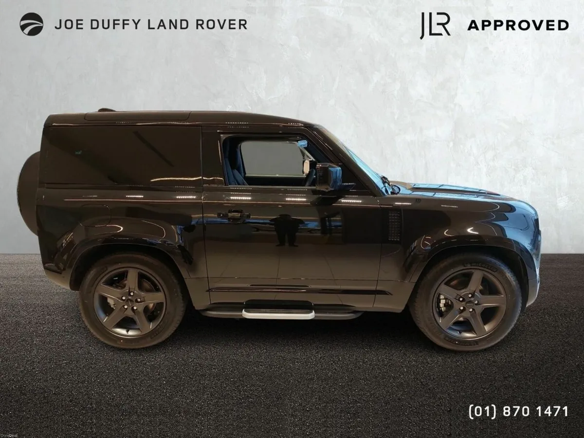 Land Rover Defender X-DYNAMIC SE 3.0 90 D250 *Avai - Image 6