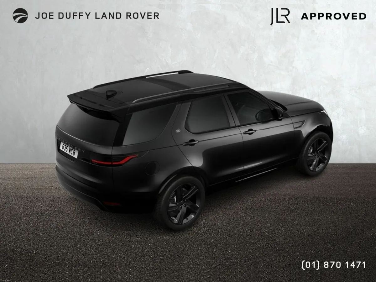 Land Rover Discovery 3.0 DYNAMIC HSE COMM *AVAILAB - Image 2