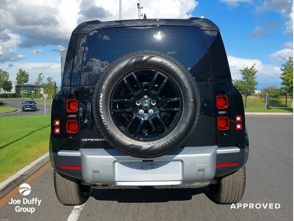 Land Rover Defender Hard Top S D250 - Image 5