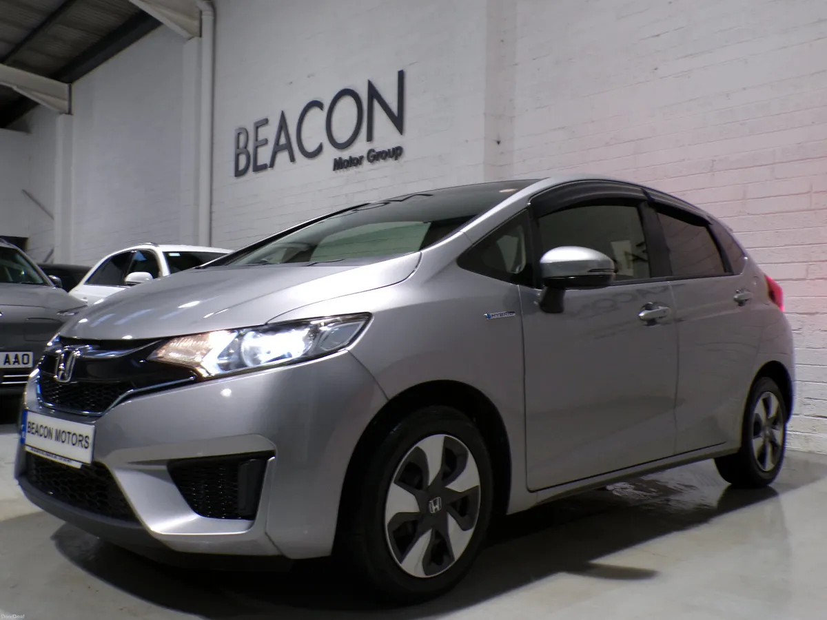 **ONLY 21,000 MILES**HONDA FIT HYBRID S-TYPE**FANT - Image 4