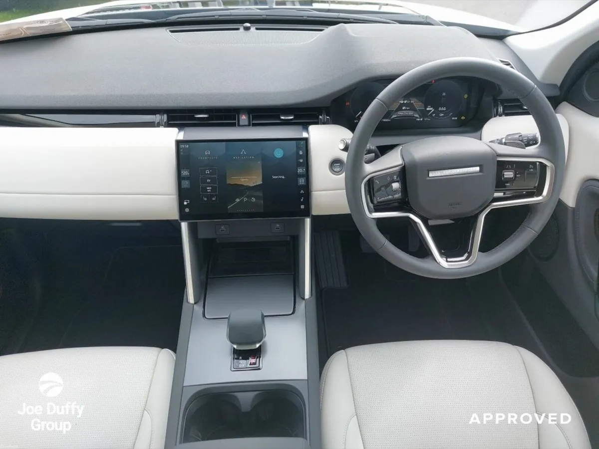 Land Rover Discovery Sport RESERVED ** 1.5 I3 PHEV - Image 4