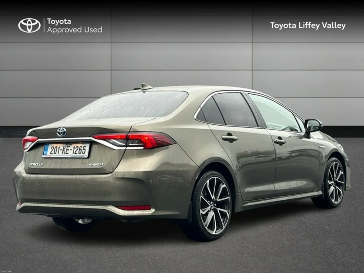 Toyota Corolla COROLLA HYBRID SOL 4DR SALOON - Image 2