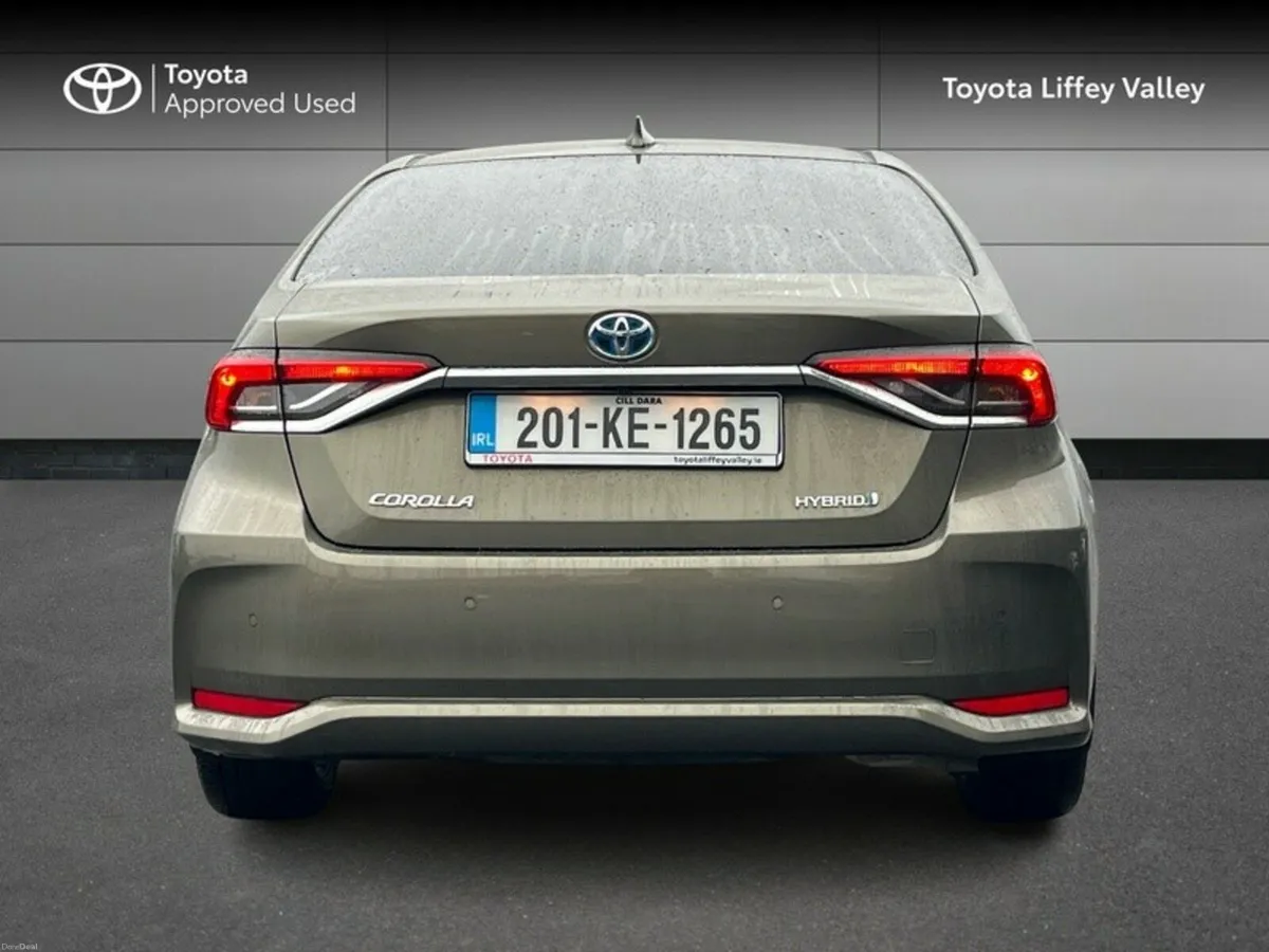 Toyota Corolla COROLLA HYBRID SOL 4DR SALOON - Image 4