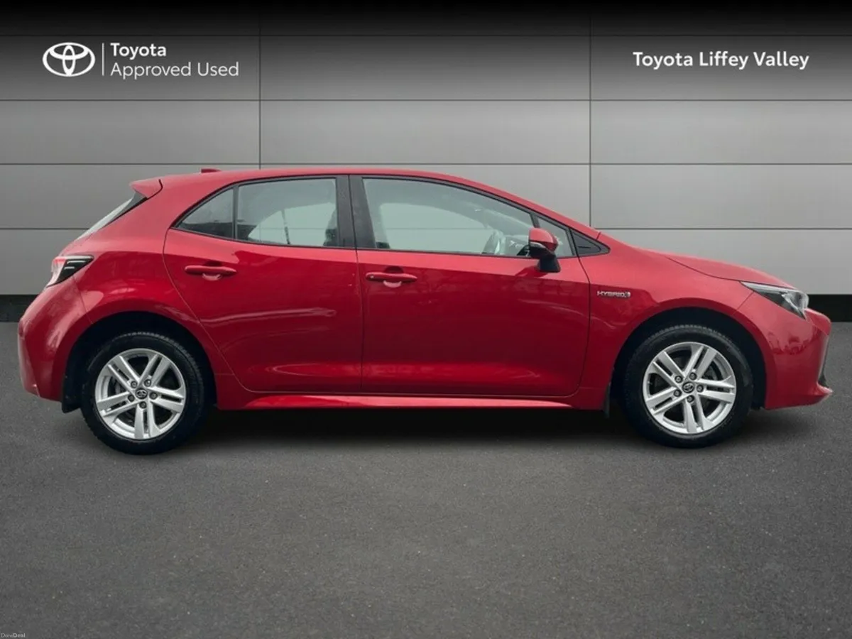 Toyota Corolla LUNA H/B 4DR AUTO HYBRID - Image 3