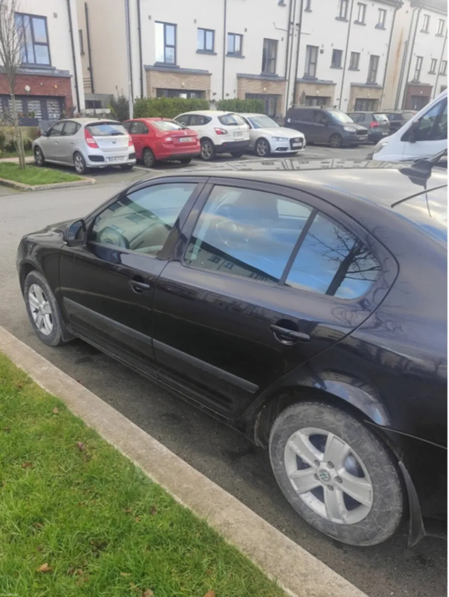 Skoda Octavia 1.6TDI Elegance - Image 2