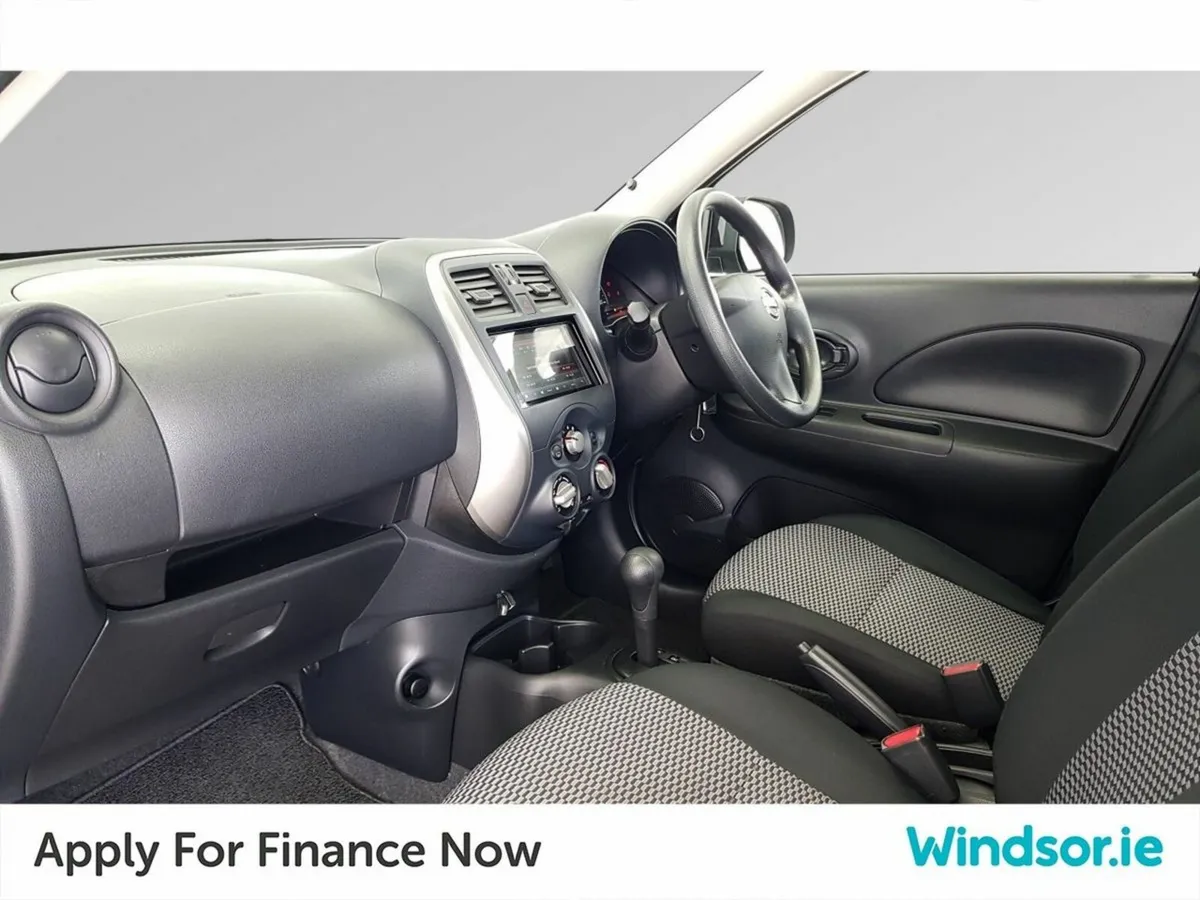 Nissan March AUTO - Image 4