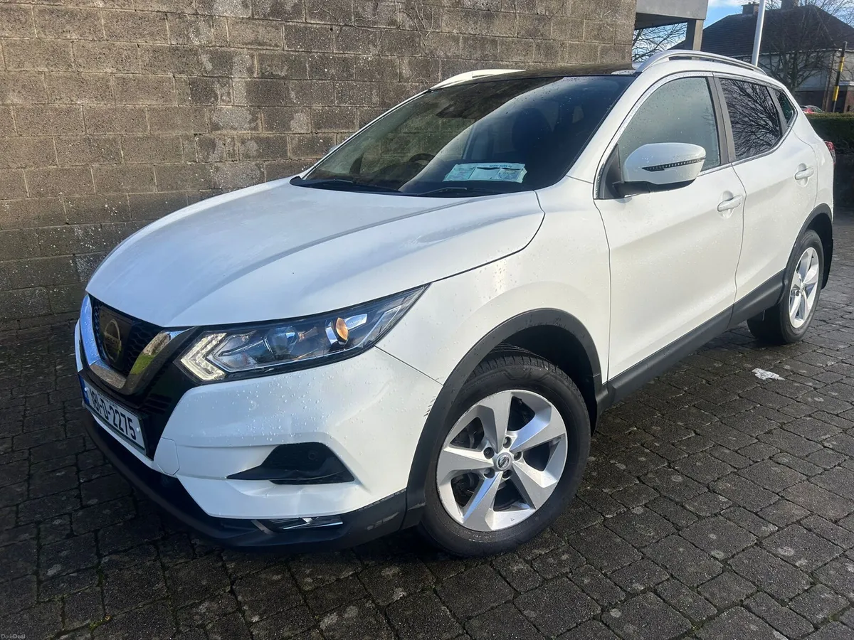 Nissan Qashqai 2018 1.2 SV NEW NCT PAN ROOF - Image 4
