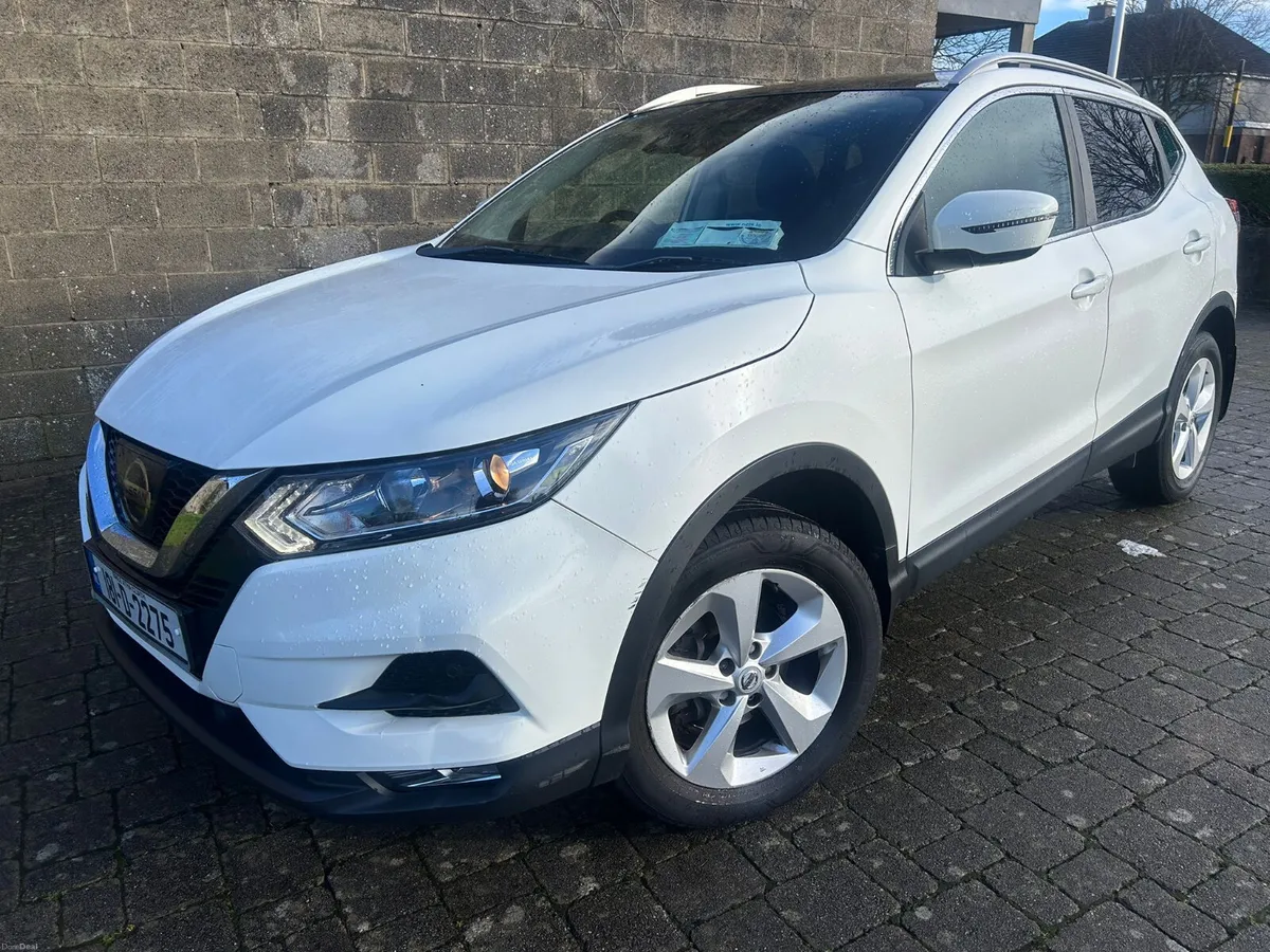Nissan Qashqai 2018 1.2 SV NEW NCT PAN ROOF - Image 1
