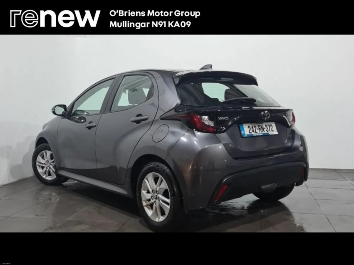 Toyota Yaris Yaris Hybrid Luna - Image 3