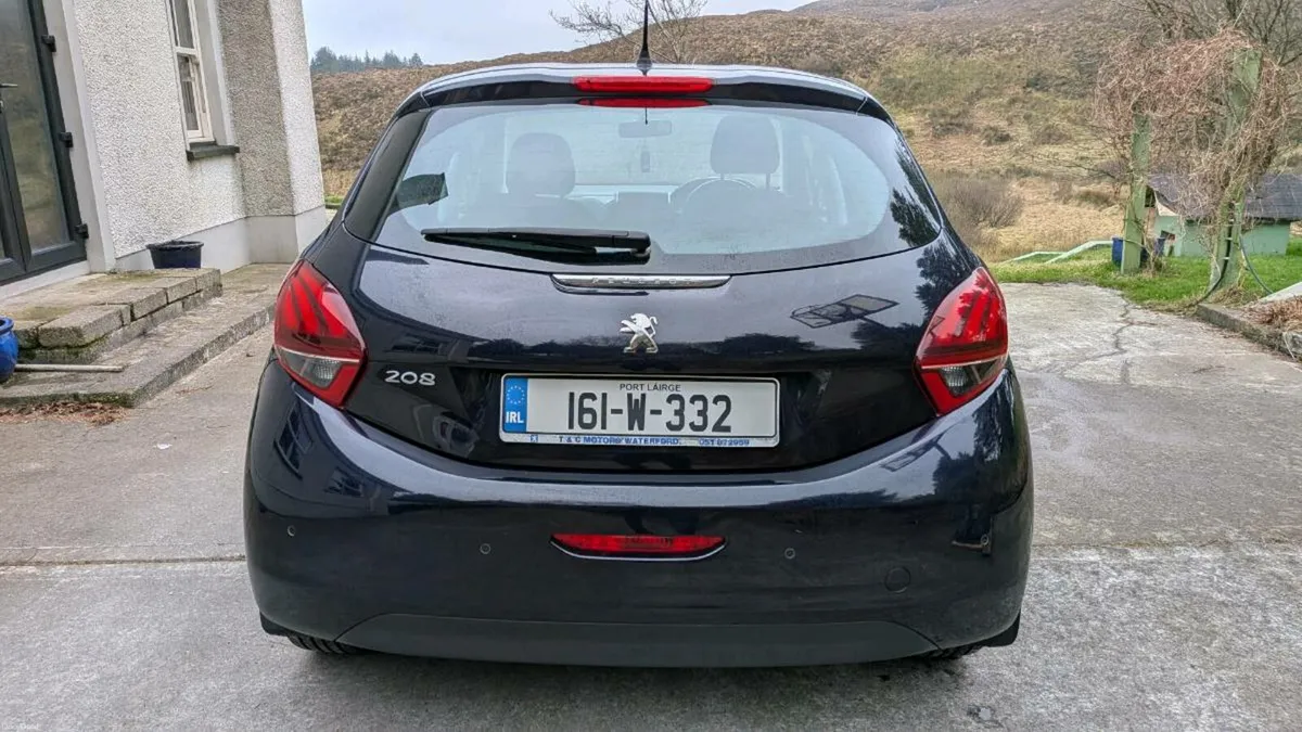 Peugeot 208 2016 1.2 Petrol - Image 4