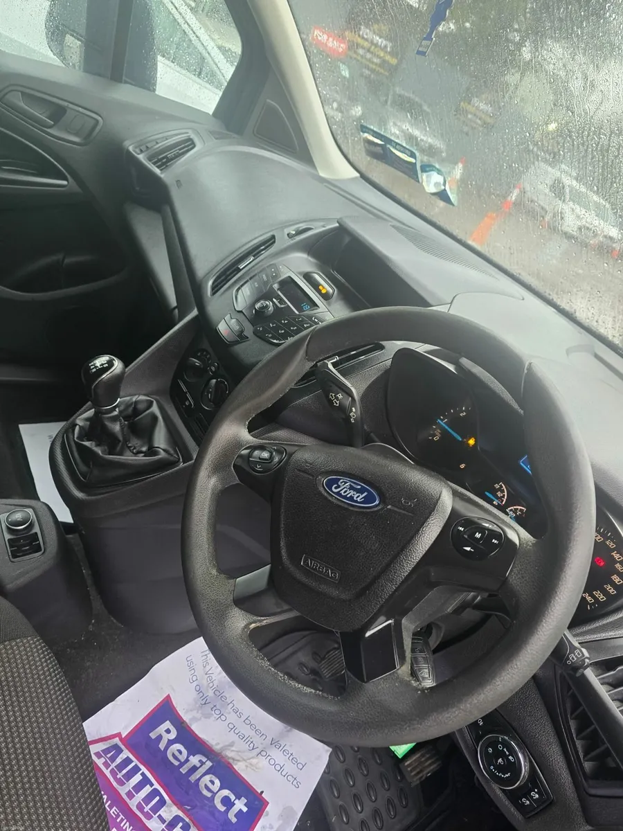 Ford Tourneo Connect 2018 - Image 3