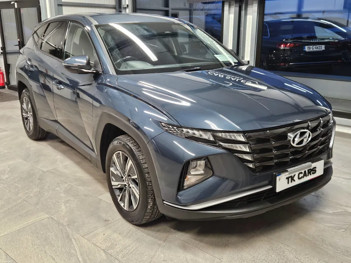 212 HYUNDAI TUCSON - Image 1