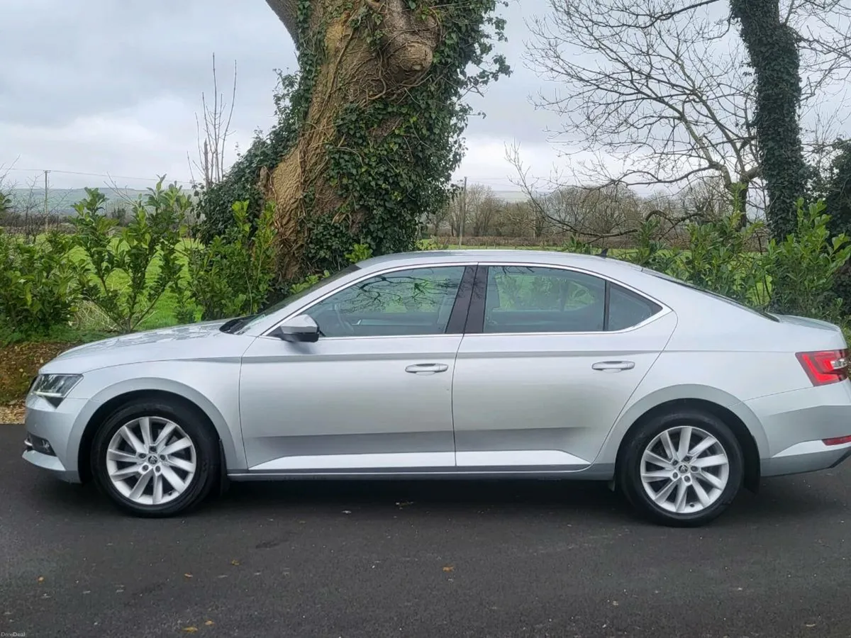 Skoda Superb 1.6TDI 120BHP - Image 3