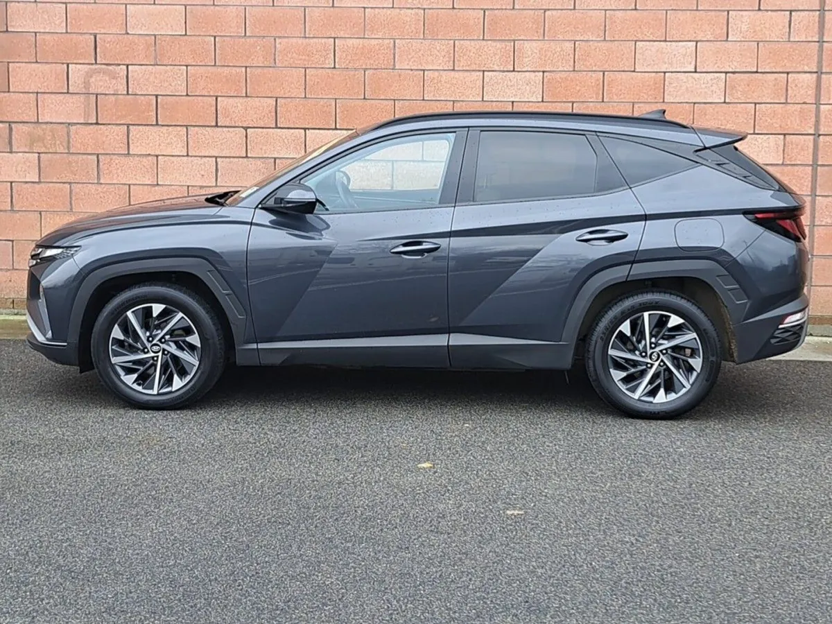 Hyundai Tucson Executive Model 1.6 Diesel - Image 4